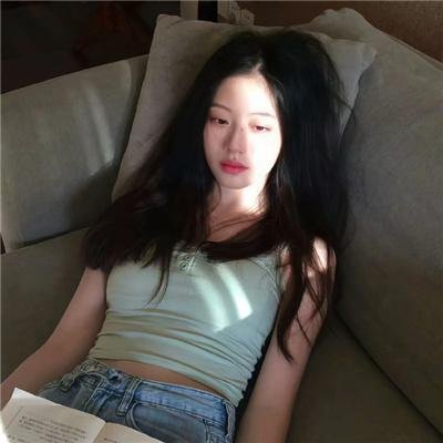 眼里余光都是你